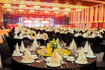 Gala Dinner và Year End Party: Phân biệt và cách tổ chức phù hợp