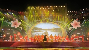 Khai mạc lễ hội Hoa Anh Đào - Điện Biên Phủ năm 2024